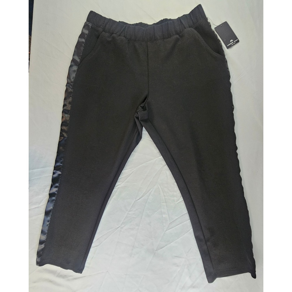 Andrew Mark New York Women's Size XL Super Soft Black with Satin Stripe NWT L395